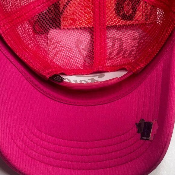 VON DUTCH Flying Eyeball Wordmark Trucker Hat Pink - Picture 4 of 5